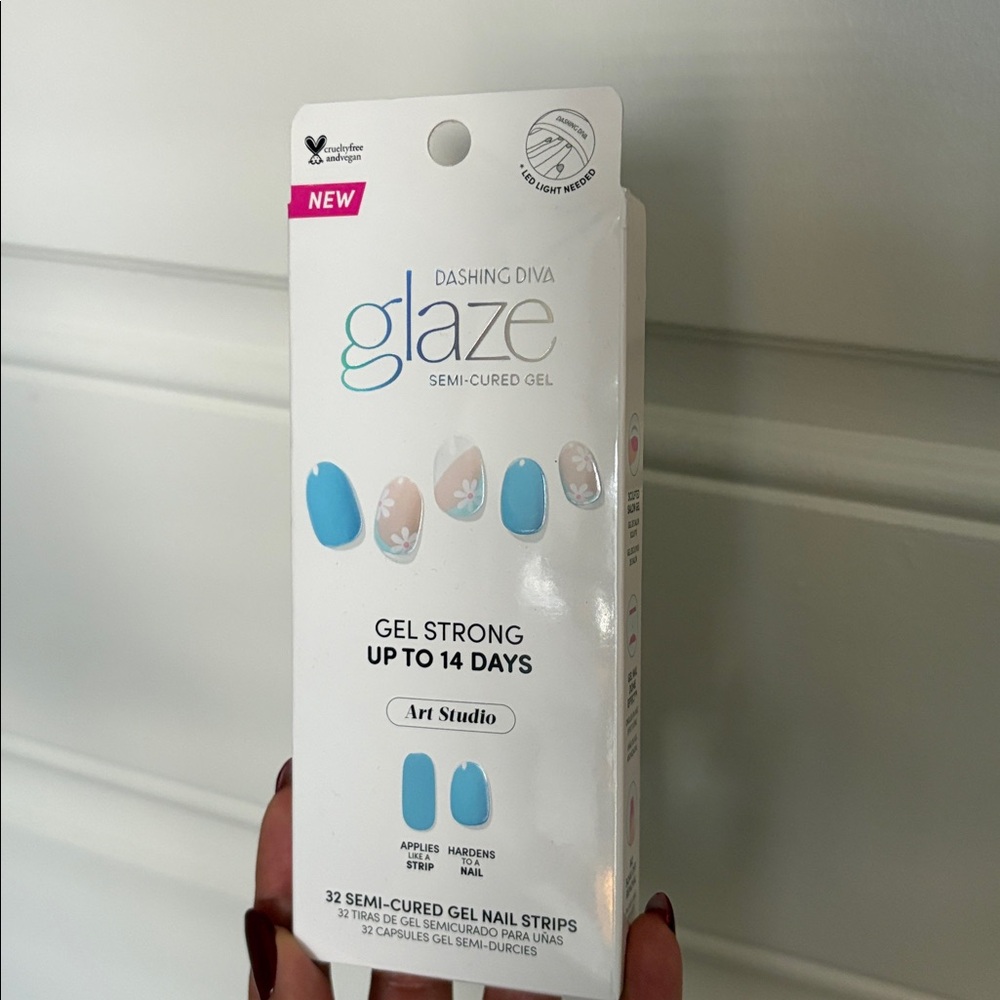 Dashing Diva Glaze Semi Cured Gel Nail Strips